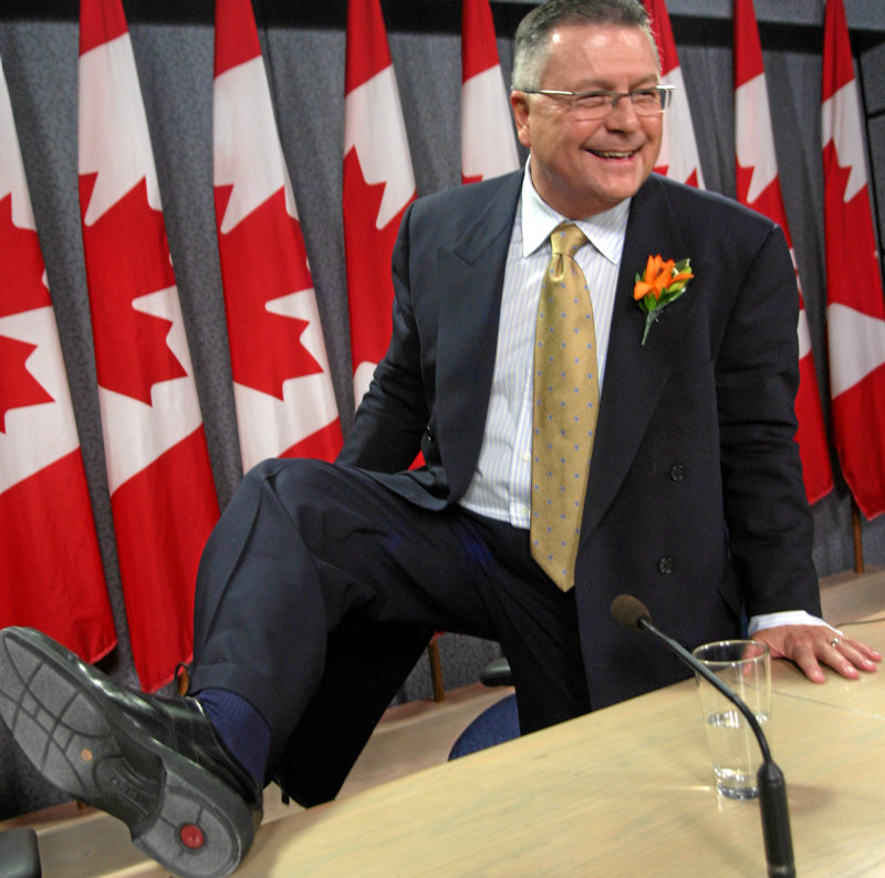 Saskatchewan finance minister wearing tight shoes for tight budget