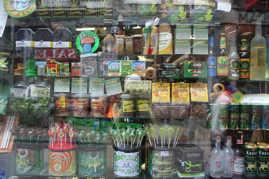 1024px-Amsterdam-420-cannabis-products-window