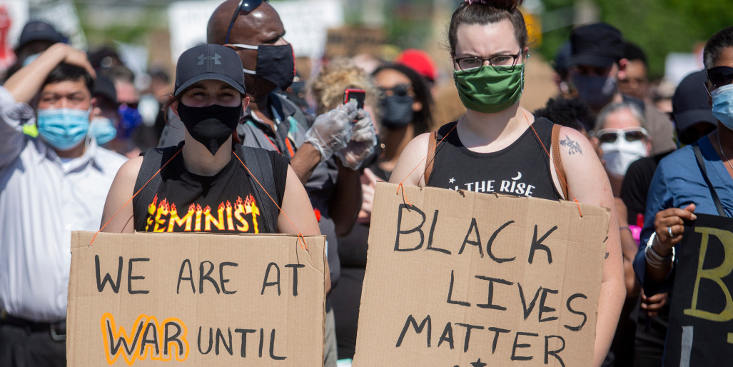 Thousands-gather-on-the-Parliament-Hill-for-a-rally-to-call-attention-to-anti-black-racism-and-police-violence-against-black-people-across-Canada-and-the-United-States-on-June-5-2020.-Meade