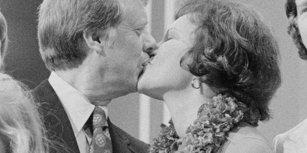 jimmy-and-rosalynn-carter-kissing-at-the-democratic-national-convention-new-494639-1024