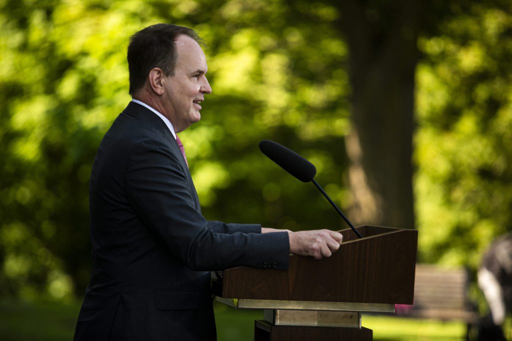 Labour Minister Steven MacKinnon