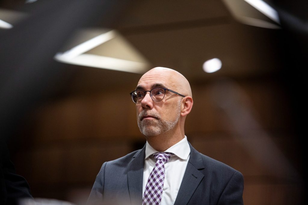 Yves Giroux