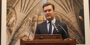 Former Conservative MP Jeneroux ‘couldn’t sit on the sidelines,’ crosses floor to join Liberals