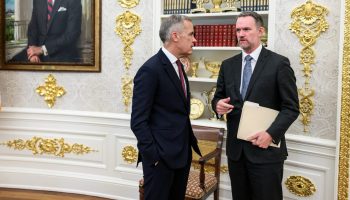 Prime Minister Mark Carney speaking with U.S. Trade Representative Jamieson Greer at the White House on Oct. 7, 2025. (Official White House Photo by Daniel Torok)
