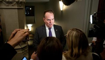 568A0019_96.t69021a69.m2048.xZP6fPB-J