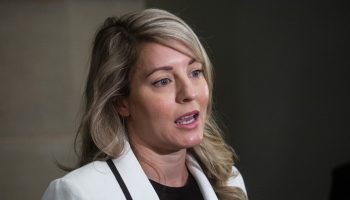 6L8A2053 Melanie Joly