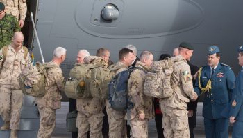 Afghanistan soldiers jet home 2369