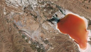 Maharloo_Lake,_Iran_ESA23463799 (1)