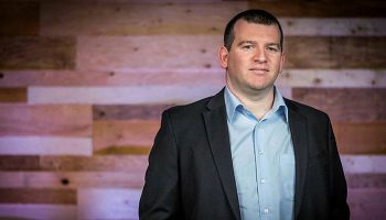 Steve Outhouse_1.t62ec8030.m2048@0.xKfKfe9ma