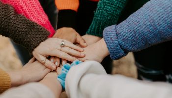 hannah-busing-Zyx1bK9mqmA-unsplash