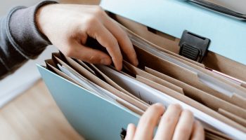 pexels-anete-lusina-4792285